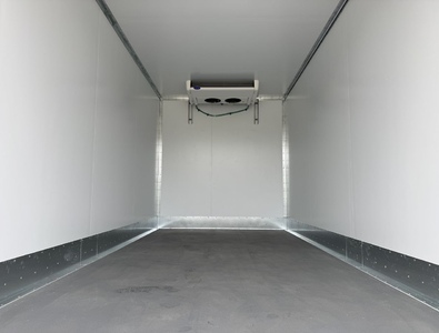 JAC N90 (9,0т) РЕФРИЖЕРАТОР 5,2×2,3×2,5м ХОУ CARRIER CITIMAX 500